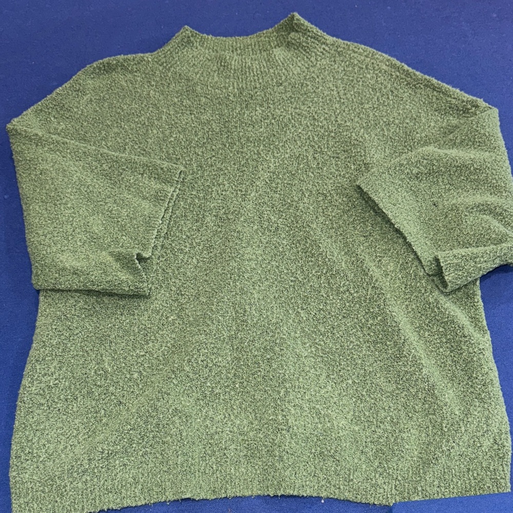 Abercrombie & Fitch Olive Crewneck Sweater